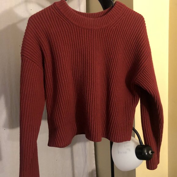 uniqlo u-collection  red sweater - Picture 1 of 2